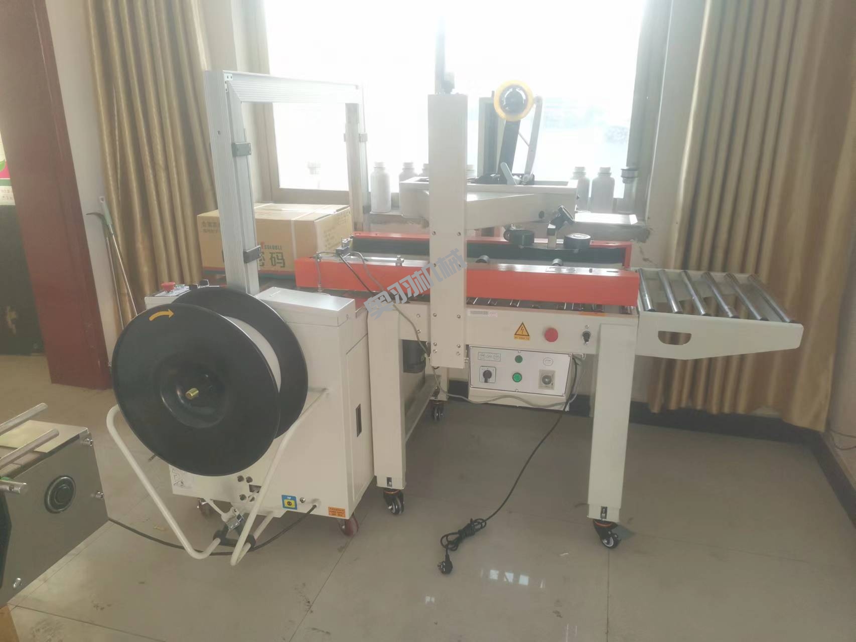 河北全自動紙箱打包機(jī)維護(hù)保養(yǎng)